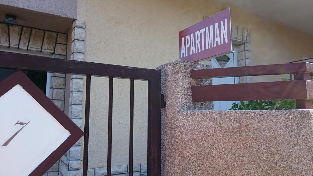 פרימוסטן Apartments Jita מראה חיצוני תמונה